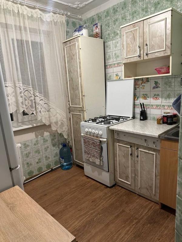 Продажа 2 комнатной квартиры 43 кв. м, Рыбалко ул. 15