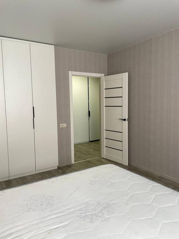 Продажа 2 комнатной квартиры 41 кв. м, Мира ул.