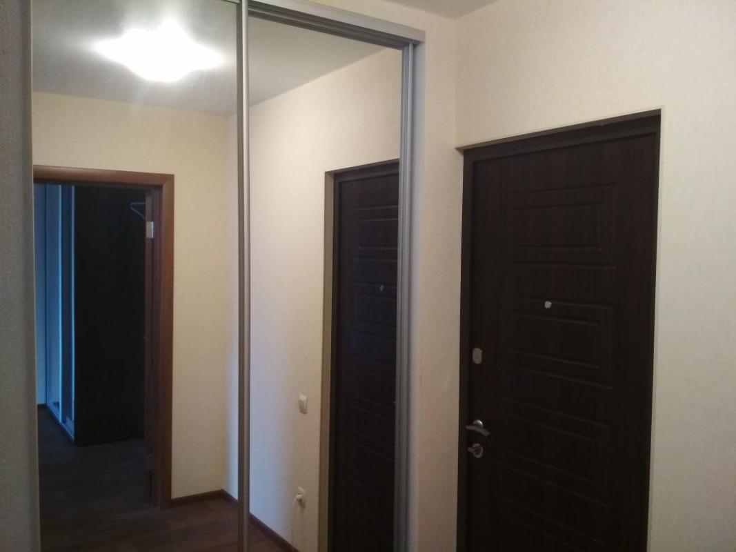 Long term rent 1 bedroom-(s) apartment Peremohy Avenue 66