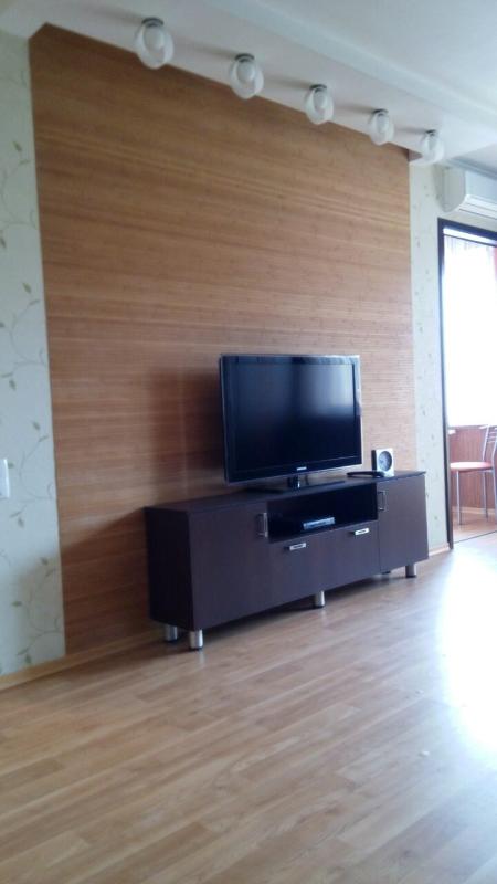 Long term rent 1 bedroom-(s) apartment Akademika Pavlova Street 162в