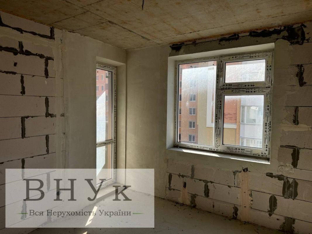 Продаж 1 кімнатної квартири 42 кв. м, Тролейбусна вул. 9