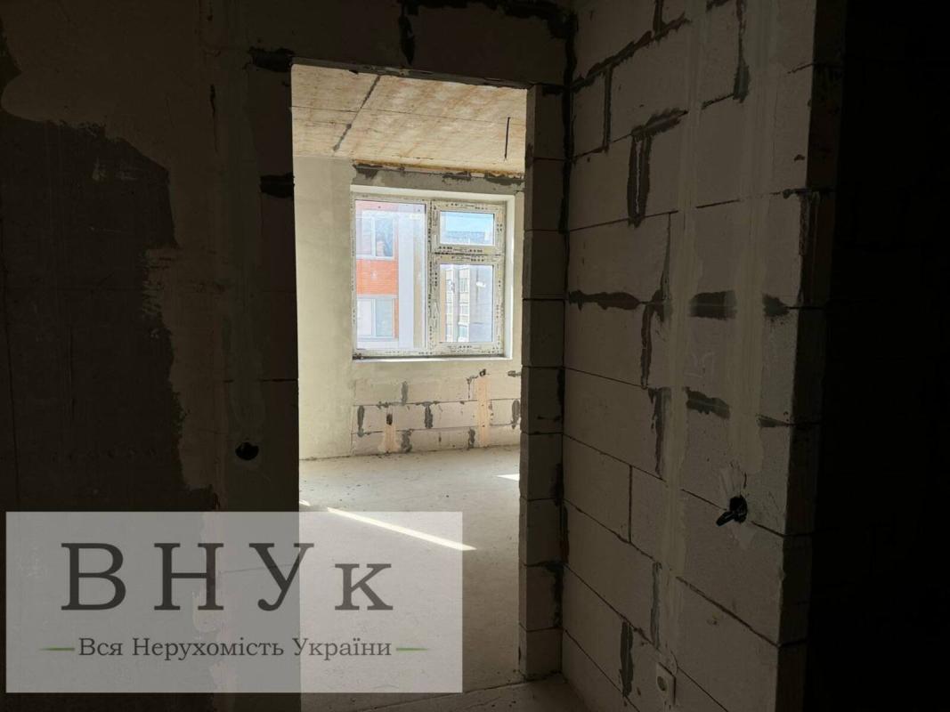 Продаж 1 кімнатної квартири 42 кв. м, Тролейбусна вул. 9