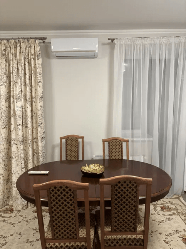 Long term rent 1 bedroom-(s) apartment Heroiv Kharkova Avenue (Moskovskyi Avenue) 144