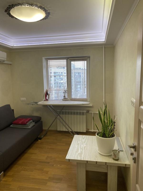 Sale 2 bedroom-(s) apartment 44 sq. m., Volodymyra Ivasiuka Avenue (Heroiv Stalinhrada Avenue) 19а