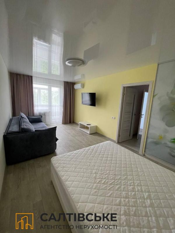 Sale 2 bedroom-(s) apartment 45 sq. m., Heroiv Pratsi Street 28б