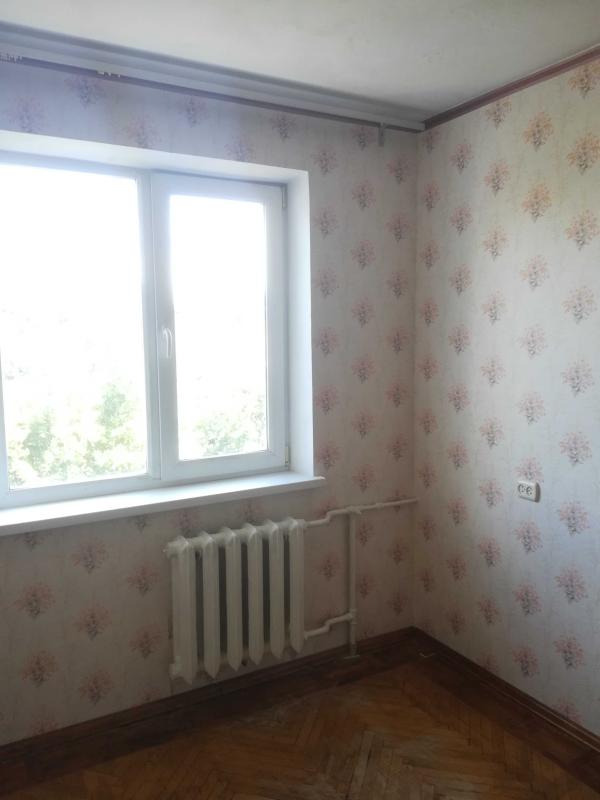 Sale 2 bedroom-(s) apartment 43 sq. m., Kharkivskykh Dyviziy Street 22