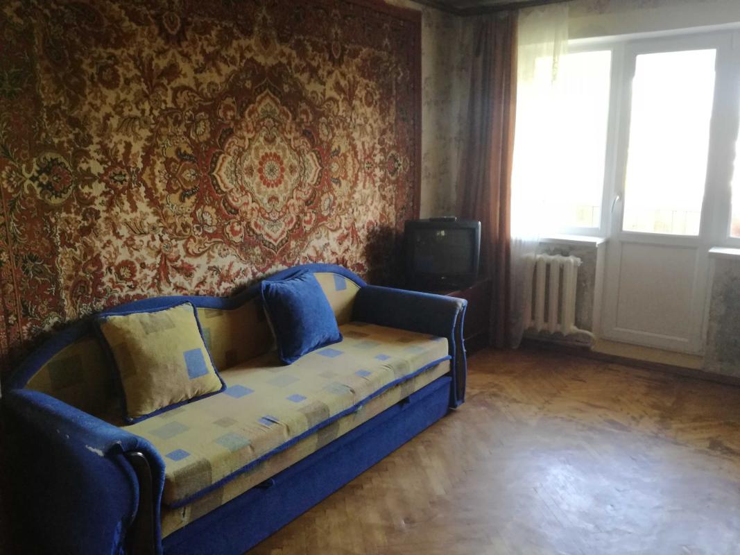 Sale 2 bedroom-(s) apartment 43 sq. m., Kharkivskykh Dyviziy Street 22