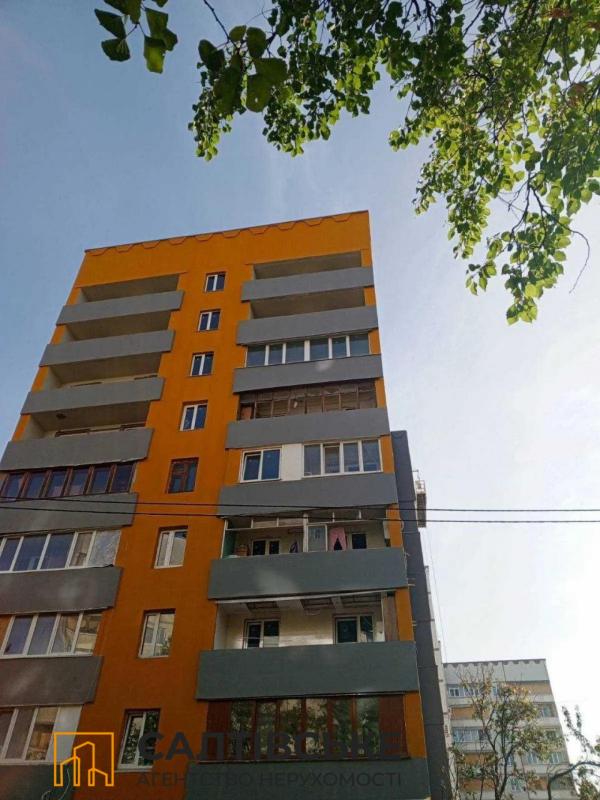 Sale 3 bedroom-(s) apartment 70 sq. m., Natalii Uzhvii Street 80