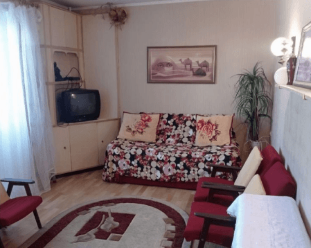 Long term rent 2 bedroom-(s) apartment Severyna Pototskoho Street (Simnadtsiatoho Partzizdu Street) 30