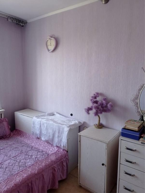 Long term rent 2 bedroom-(s) apartment Severyna Pototskoho Street (Simnadtsiatoho Partzizdu Street) 30