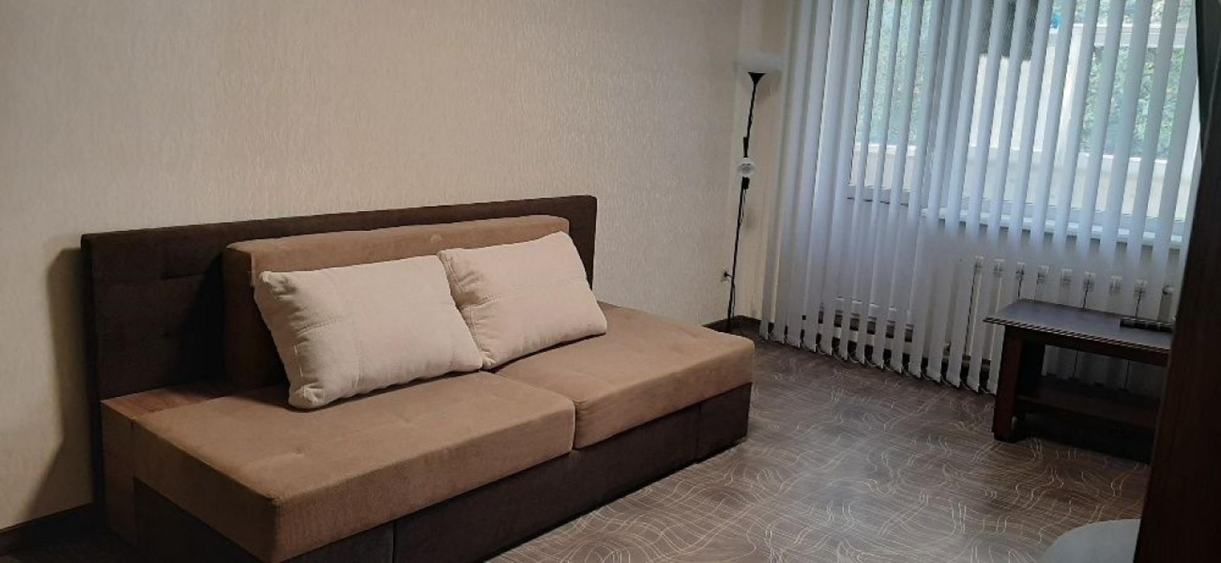 Long term rent 1 bedroom-(s) apartment Valentynivska street 23в