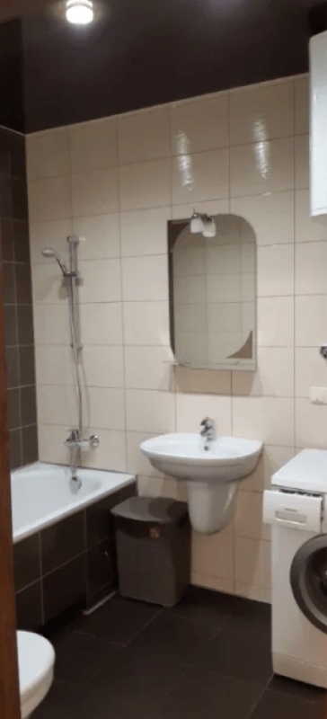 Long term rent 1 bedroom-(s) apartment Heroiv Pratsi Street 32б