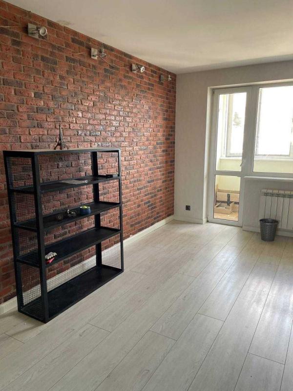 Long term rent 3 bedroom-(s) apartment Klochkivska Street 154а