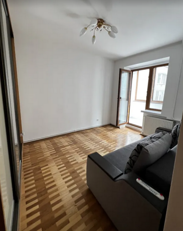 Sale 3 bedroom-(s) apartment 58 sq. m., Karpenka Street 8