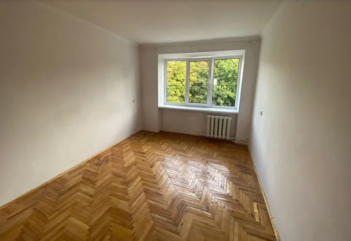 Sale 2 bedroom-(s) apartment 45 sq. m., Slivenska Street 2