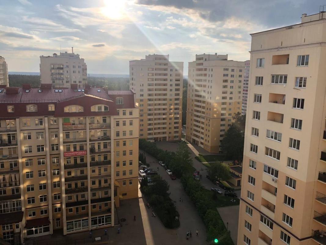 Long term rent 2 bedroom-(s) apartment Valeriia Lobanovskoho Avenue (Chervonozorianyi Avenue) 17