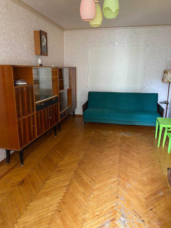 Продажа 2 комнатной квартиры 45 кв. м, Петра Григоренко просп. (Маршала Жукова) 35