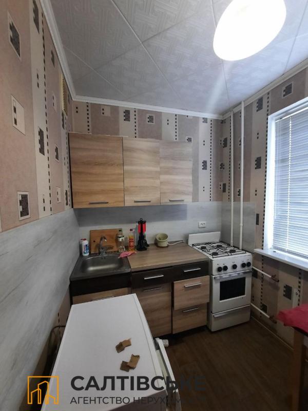 Продаж 2 кімнатної квартири 46 кв. м, Амосова вул. 5