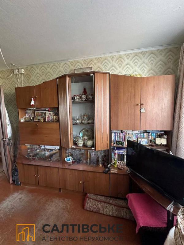 Продаж 3 кімнатної квартири 64 кв. м, Героїв Праці вул. 37