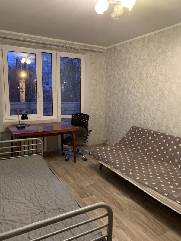 Sale 3 bedroom-(s) apartment 75 sq. m., Starytskoho Street 9