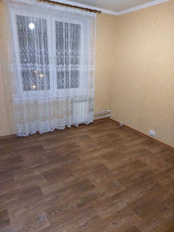 Продаж 2 кімнатної квартири 45 кв. м, Владислава Зубенка вул. (Тимурівців) 19