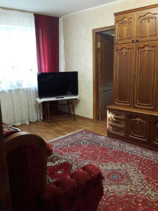 Long term rent 2 bedroom-(s) apartment Mykoly Vasylenka Street 12