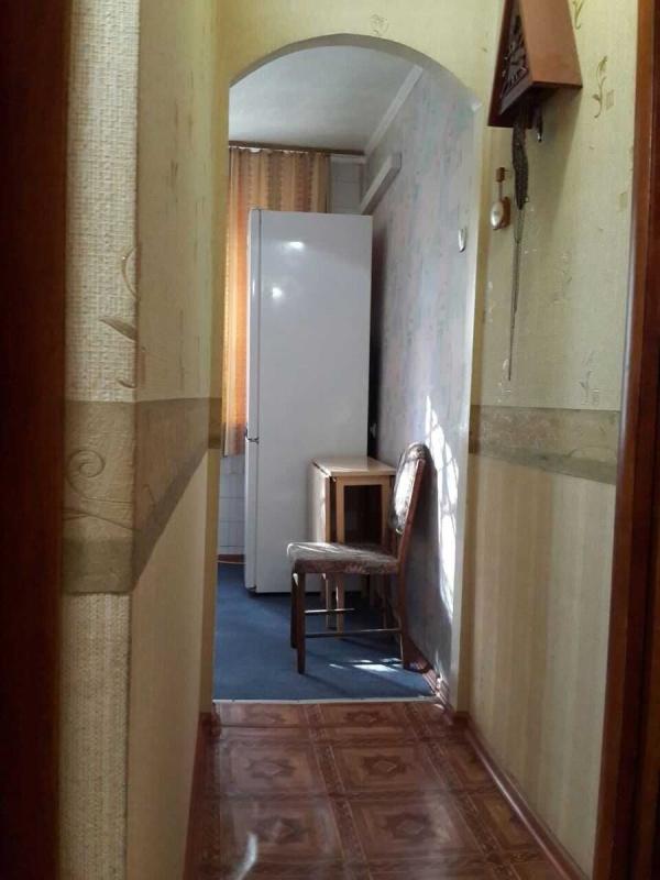 Long term rent 2 bedroom-(s) apartment Mykoly Vasylenka Street 12