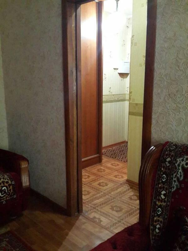 Long term rent 2 bedroom-(s) apartment Mykoly Vasylenka Street 12