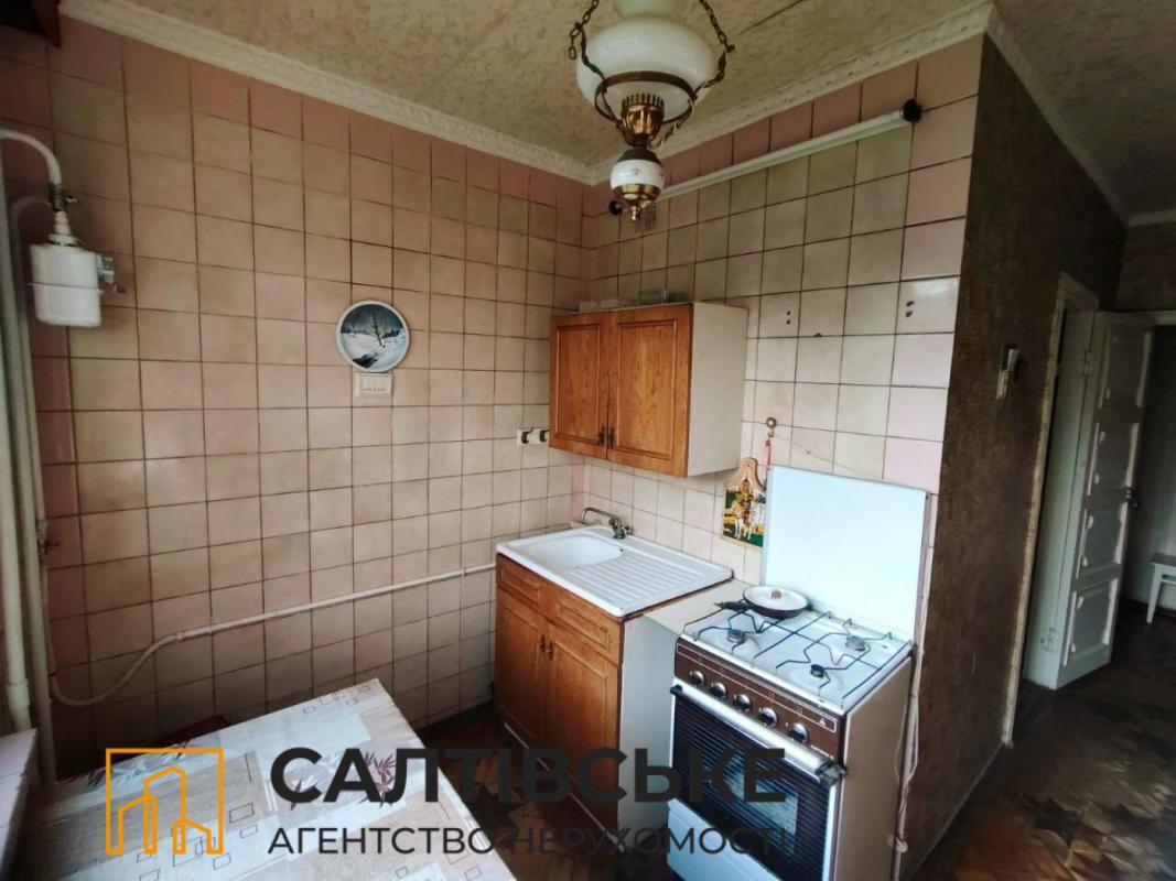 Продаж 3 кімнатної квартири 69 кв. м, Академіка Павлова вул. 146