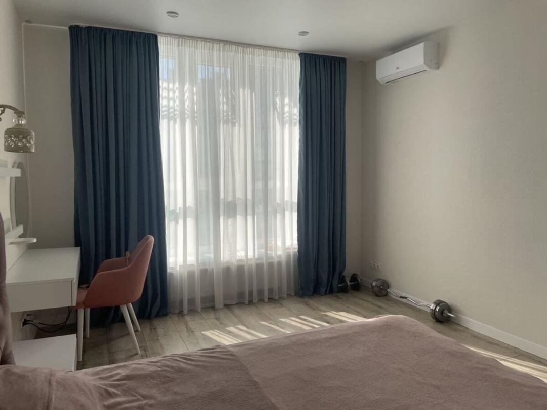 Sale 1 bedroom-(s) apartment 51 sq. m., Akademika Zabolotnoho Street 15