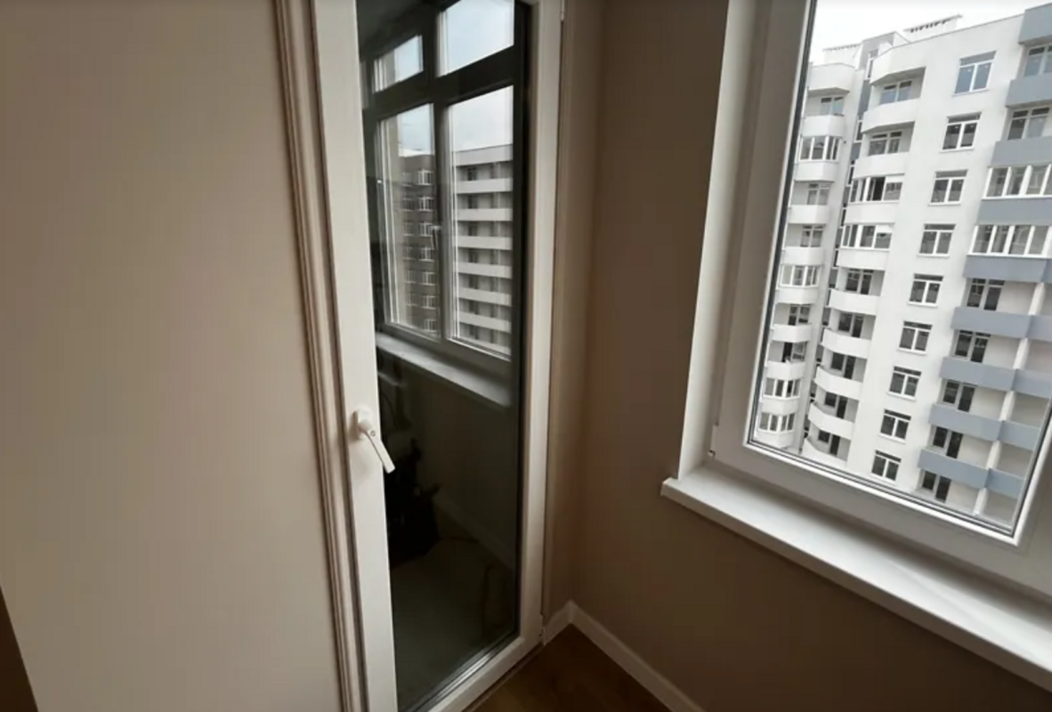 Sale 2 bedroom-(s) apartment 57 sq. m., Kyivska Street 1