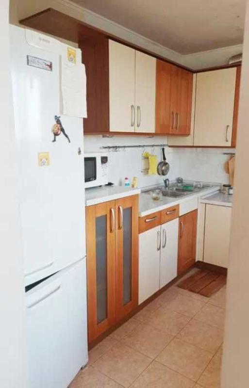 Long term rent 3 bedroom-(s) apartment Cherednychenkovsky Lane 9