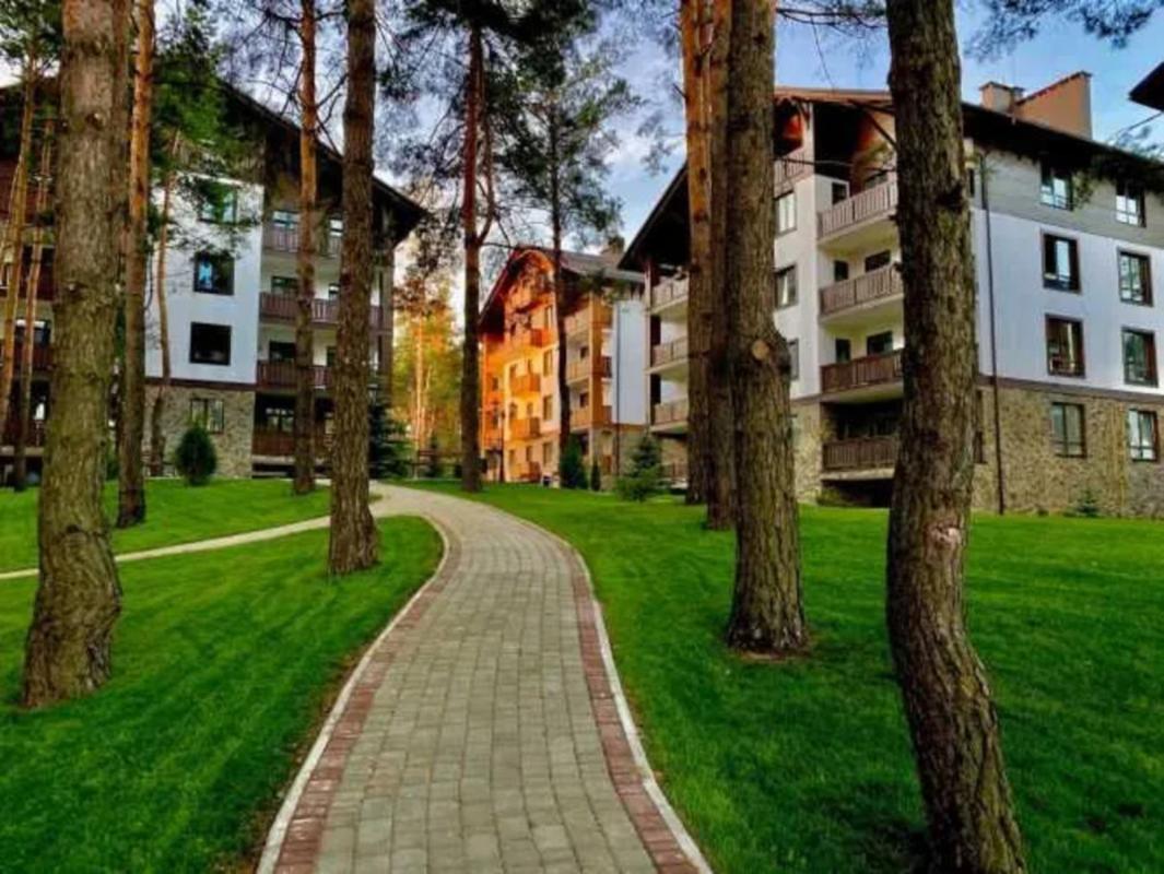 Продаж 4 кімнатної квартири 106 кв. м, Підлісна вул.