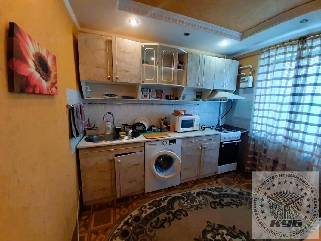 Sale 1 bedroom-(s) apartment 39 sq. m., Anatoliia Petrytskoho Street 11