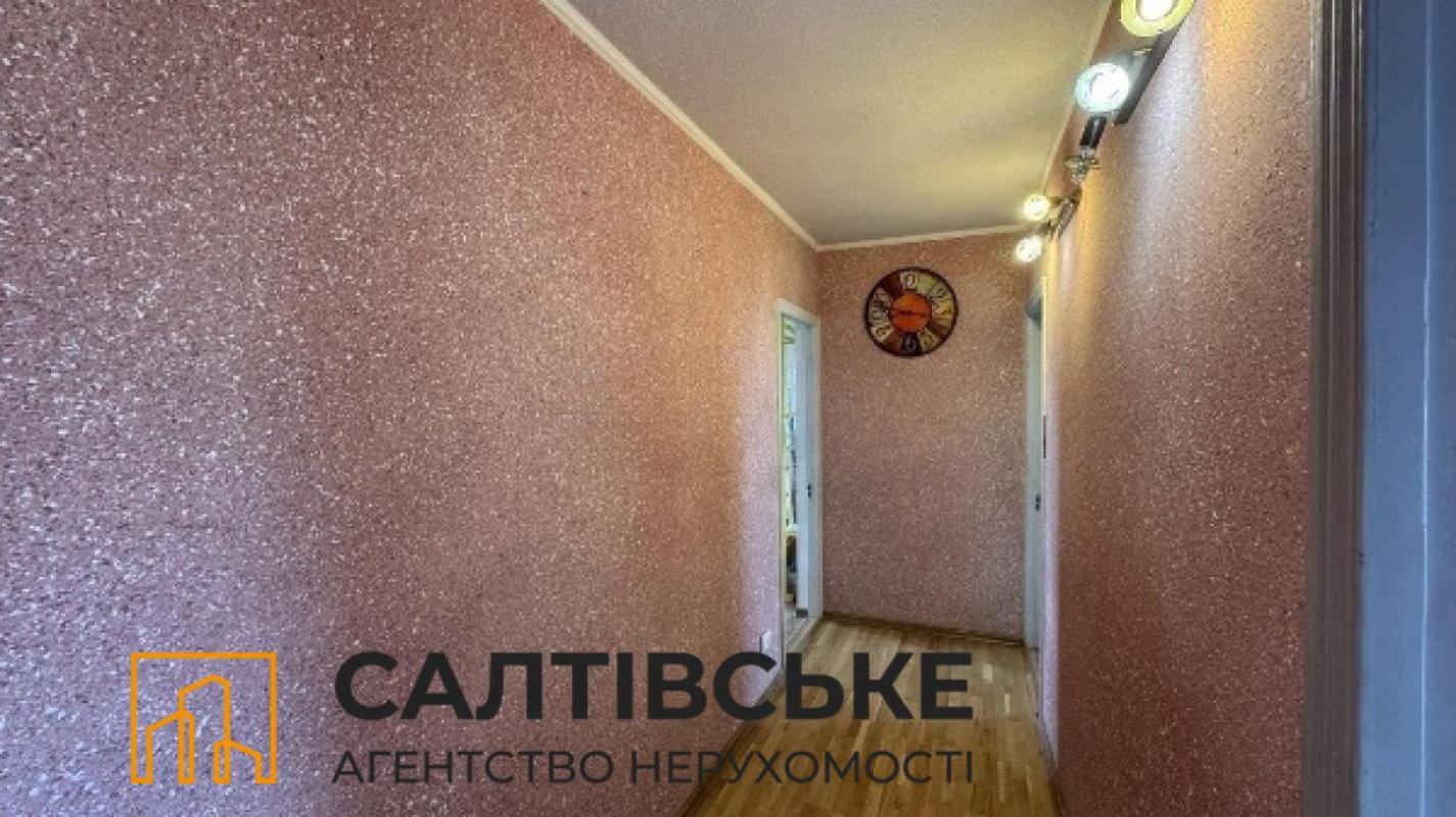 Продаж 3 кімнатної квартири 64 кв. м, Героїв Праці вул. 38