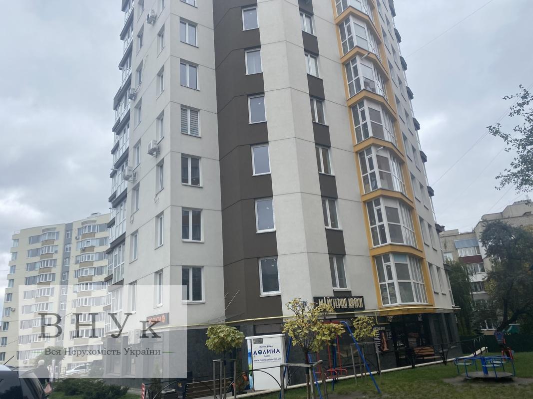 Продаж 2 кімнатної квартири 87 кв. м, Тролейбусна вул. 15