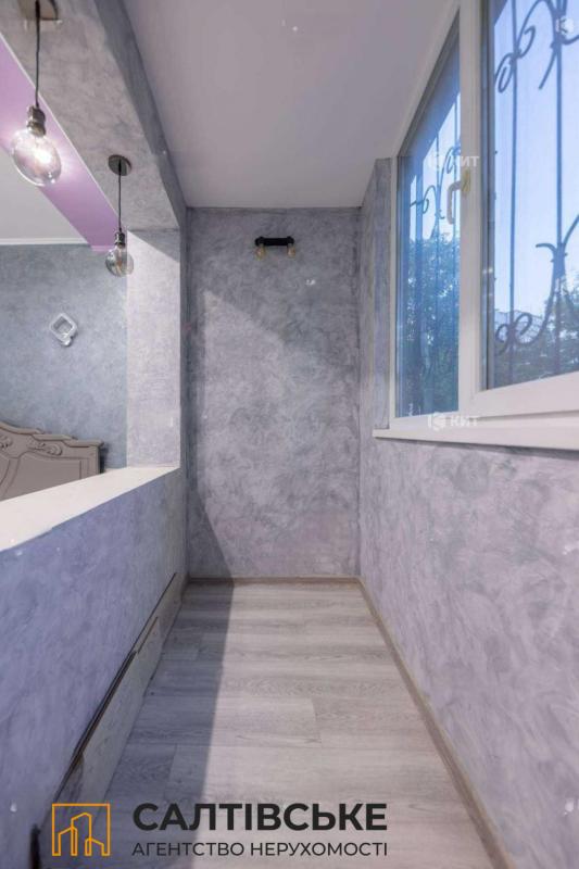 Продаж 3 кімнатної квартири 67 кв. м, Леся Сердюка вул. (Командарма Корка) 14