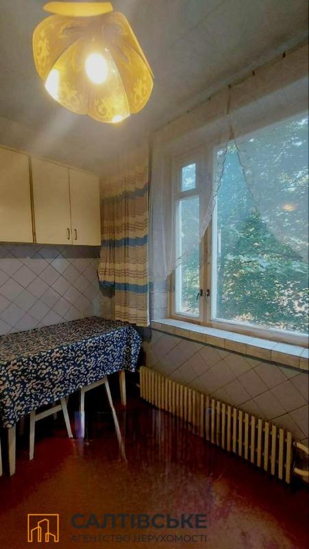 Sale 3 bedroom-(s) apartment 64 sq. m., Svitla Street 21