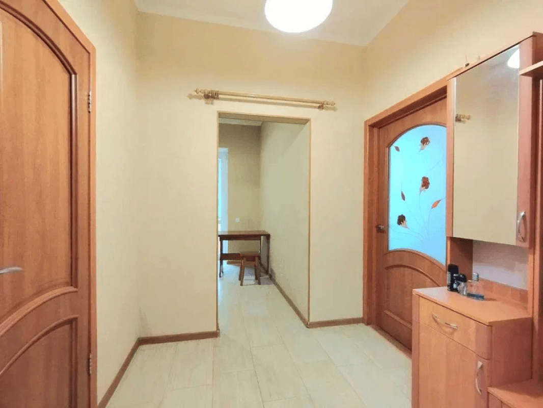 Long term rent 1 bedroom-(s) apartment Prymerivska Street 22а