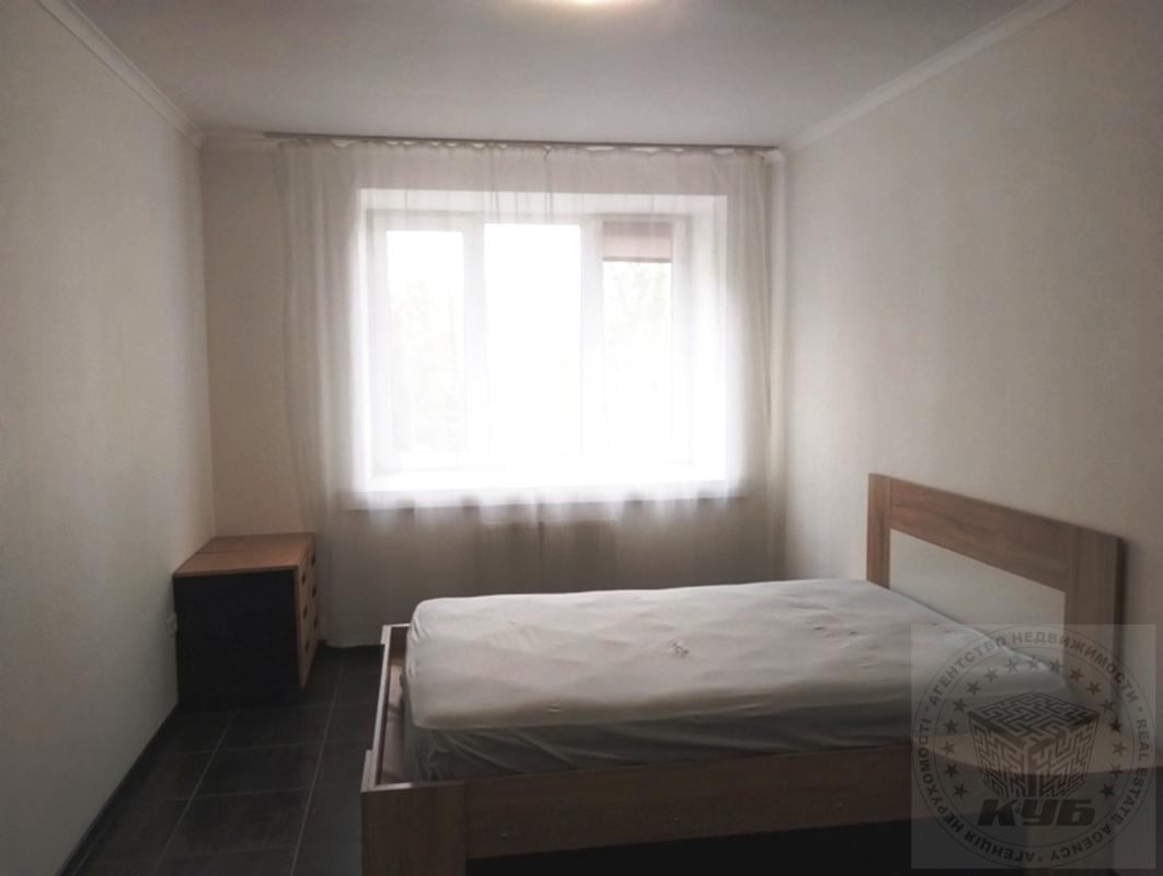 Sale 2 bedroom-(s) apartment 64 sq. m., Akademika Vernadskoho Boulevard 24