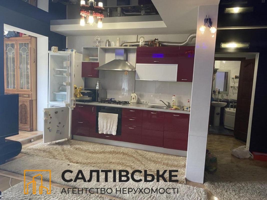 Продаж 3 кімнатної квартири 68 кв. м, Гвардійців-Широнінців вул. 94