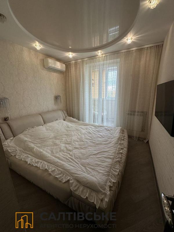 Sale 3 bedroom-(s) apartment 70 sq. m., Metrobudivnykiv Street 29