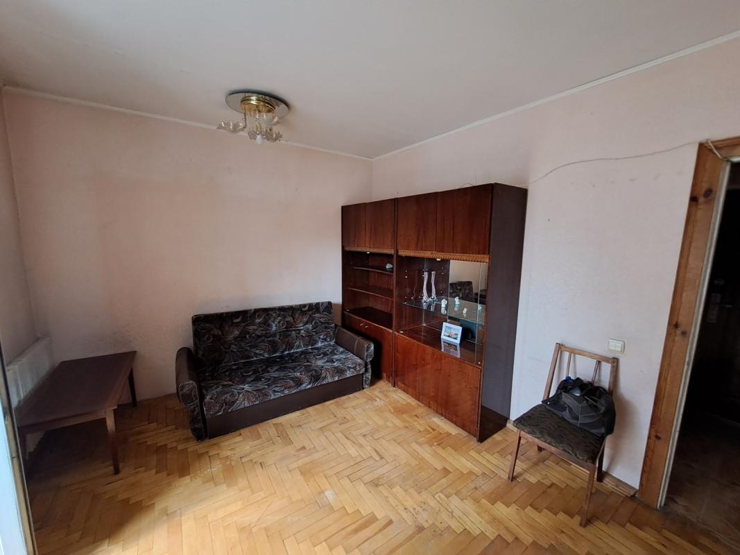 Long term rent 2 bedroom-(s) apartment Kyivska Street 9