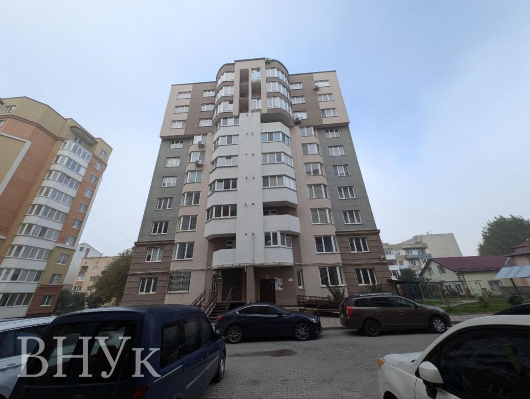 Продаж 1 кімнатної квартири 42 кв. м, Тролейбусна вул. 15