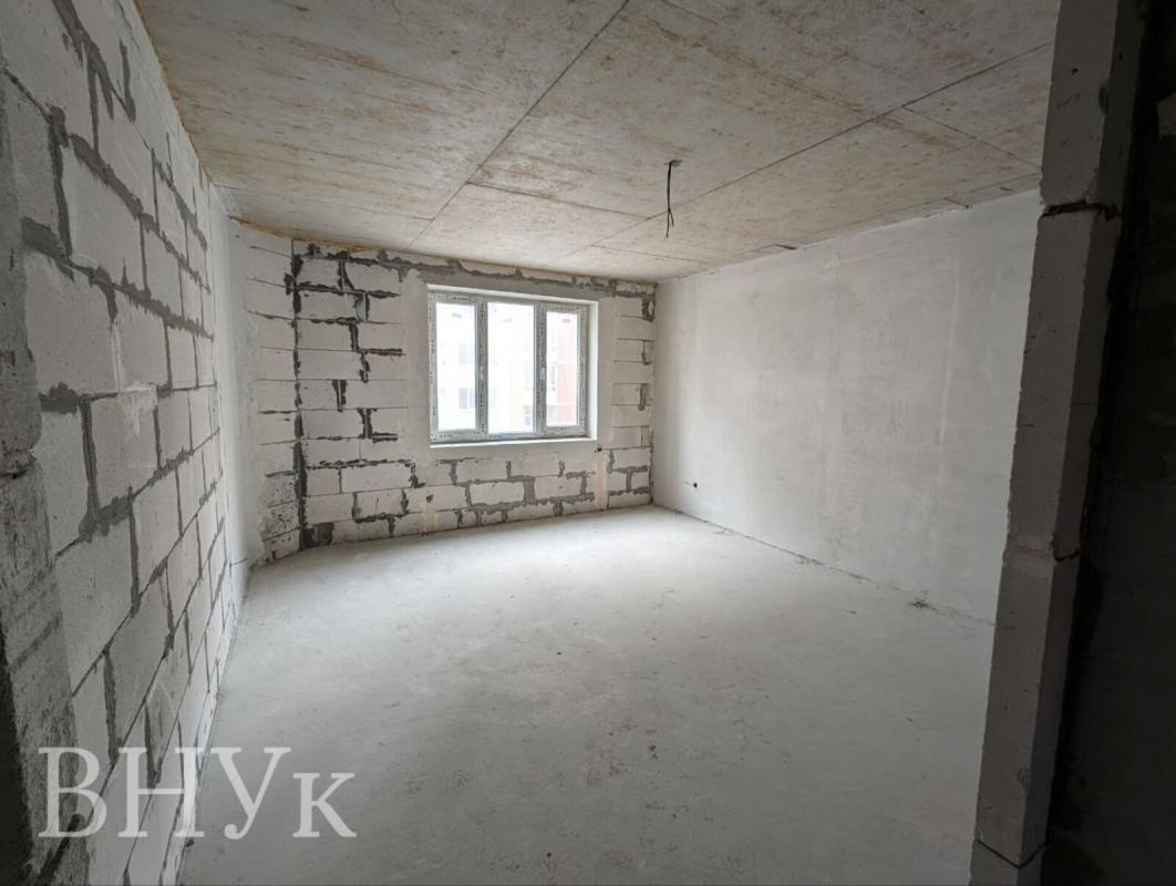 Продаж 1 кімнатної квартири 42 кв. м, Тролейбусна вул. 15