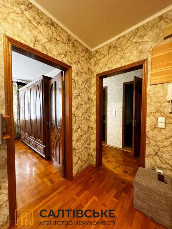 Sale 3 bedroom-(s) apartment 69 sq. m., Akademika Pavlova Street 142в