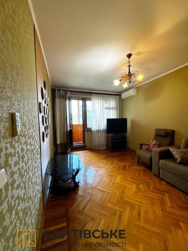 Sale 3 bedroom-(s) apartment 69 sq. m., Akademika Pavlova Street 142в