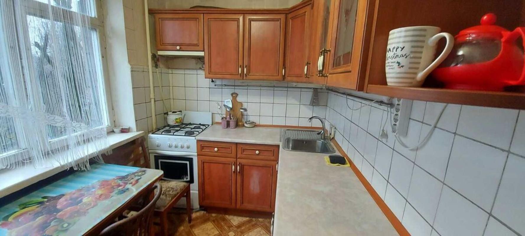 Sale 3 bedroom-(s) apartment 61 sq. m., Vidradnyi Avenue 40