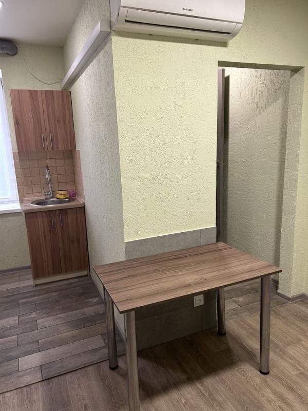 Sale 2 bedroom-(s) apartment 44 sq. m., Kuznechna Street 32