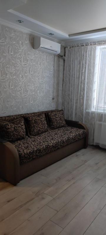 Long term rent 1 bedroom-(s) apartment Niutona Street 110